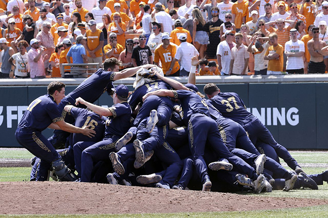 Gallery: Notre Dame defeats Tennessee in the NCAA Baseball Super Regionals  // The Observer