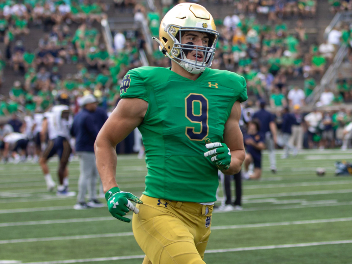 Riley Leonard Transfers to Notre Dame: The Full Scouting Report - 18 Stripes