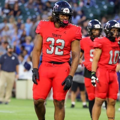 The Best High School Football Uniforms: #24-22 - 18 Stripes